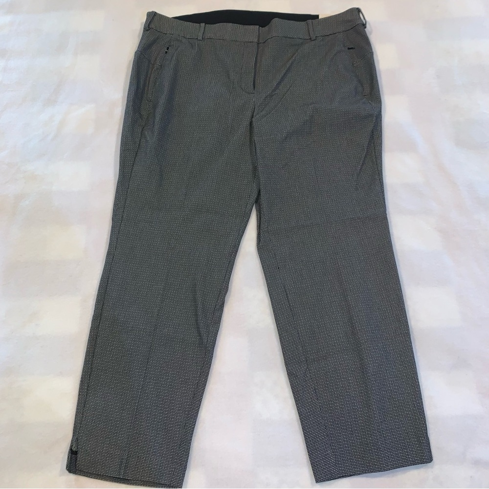 Lane Bryant 4-Season Slim Ankle, 22 Mid-Rise Black Gray Pattern